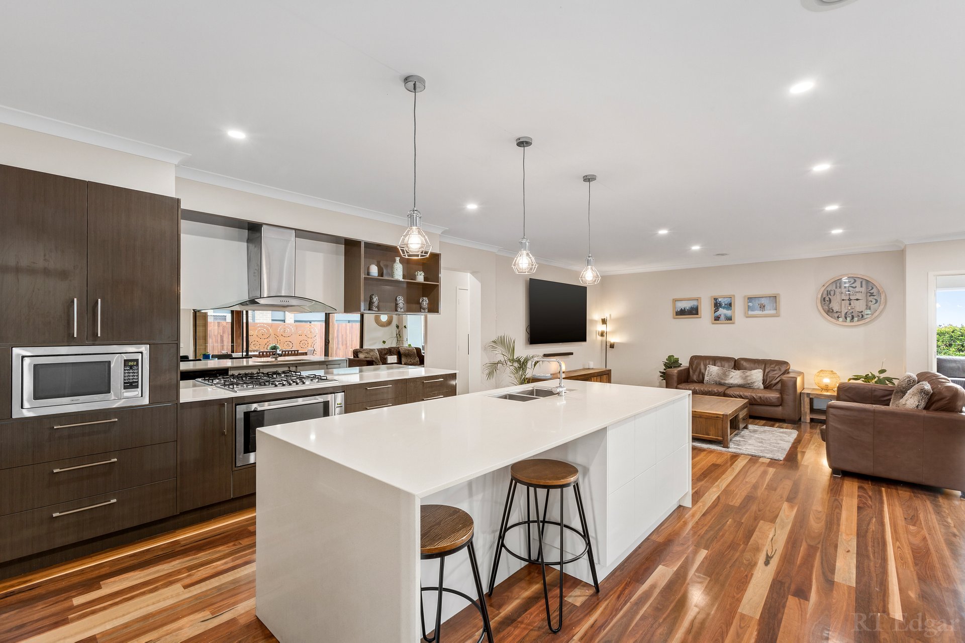 Property Gallery - Main Image