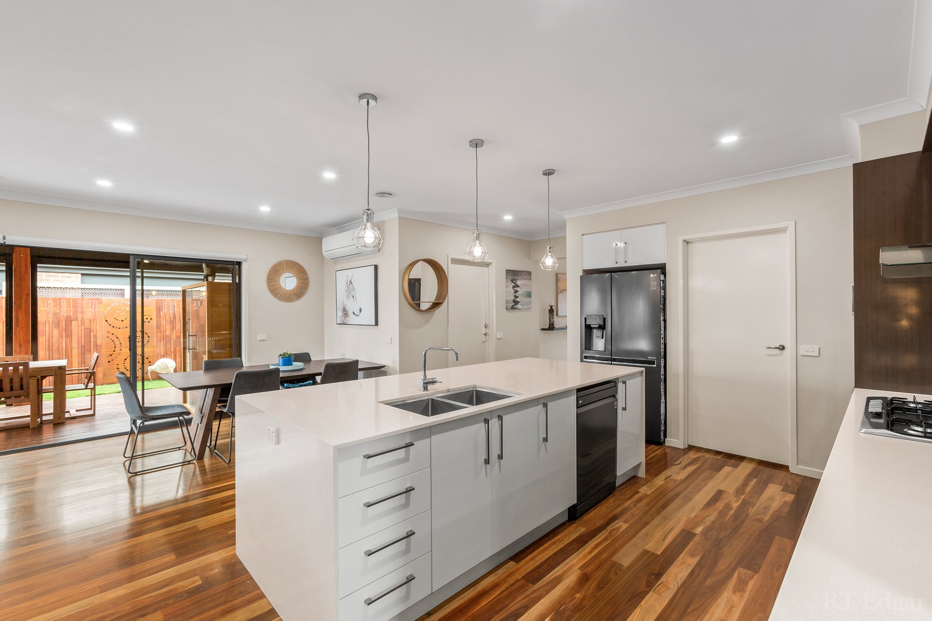 Property Gallery Thumbnail 7