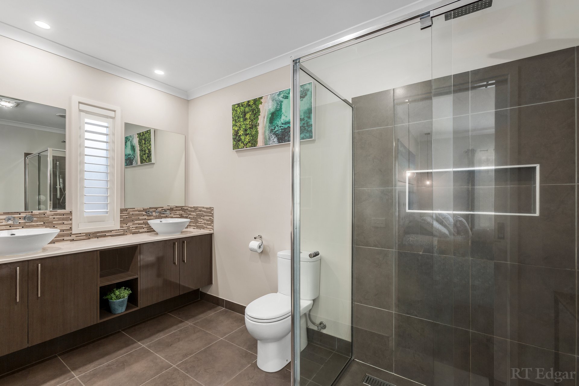 Property Gallery Thumbnail 10