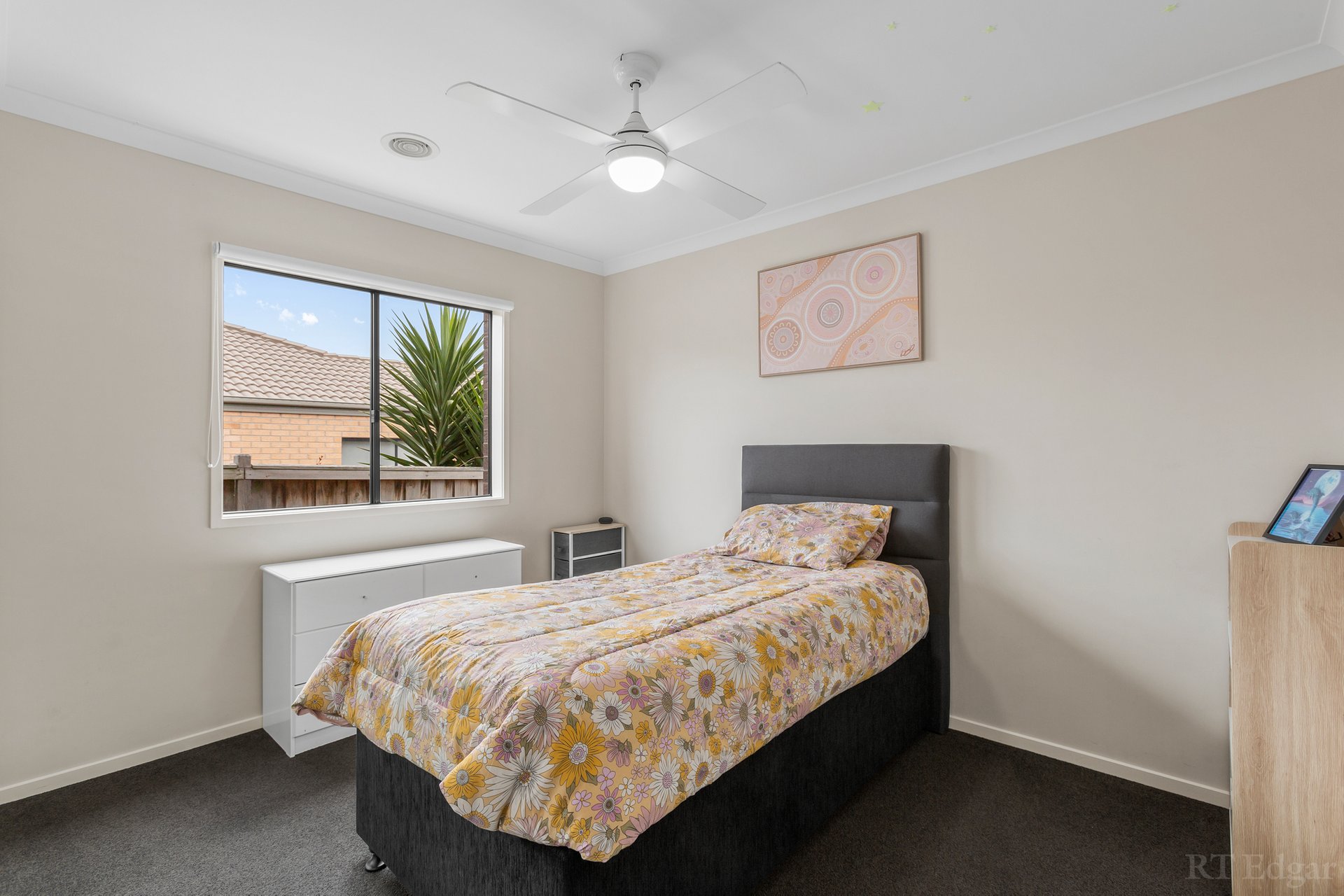 Property Gallery Thumbnail 11