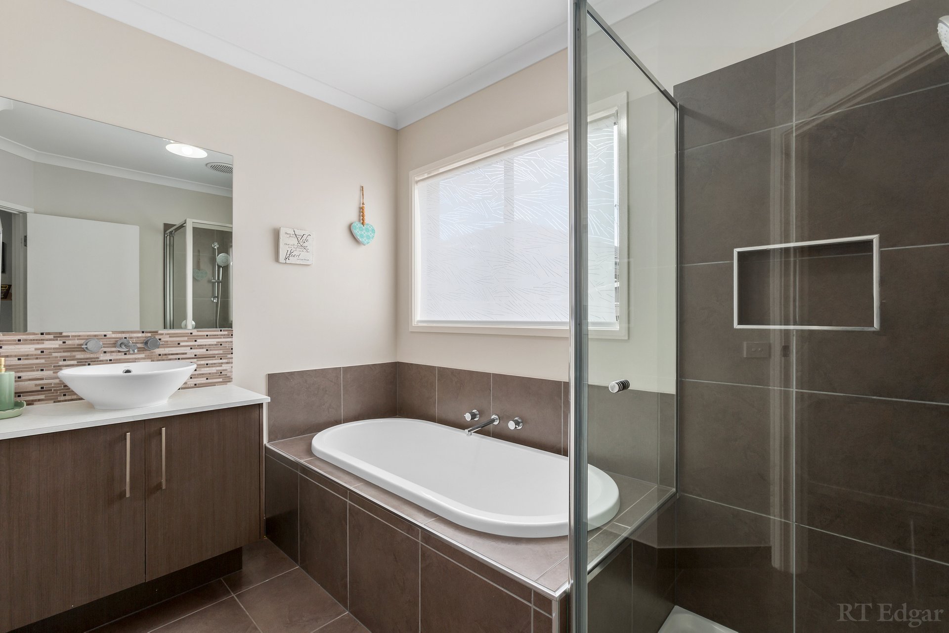 Property Gallery Thumbnail 14