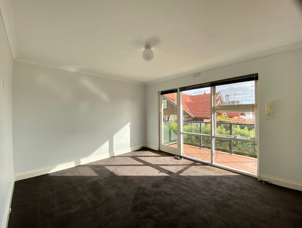 6/50 Eastern Beach Road, Geelong image 3