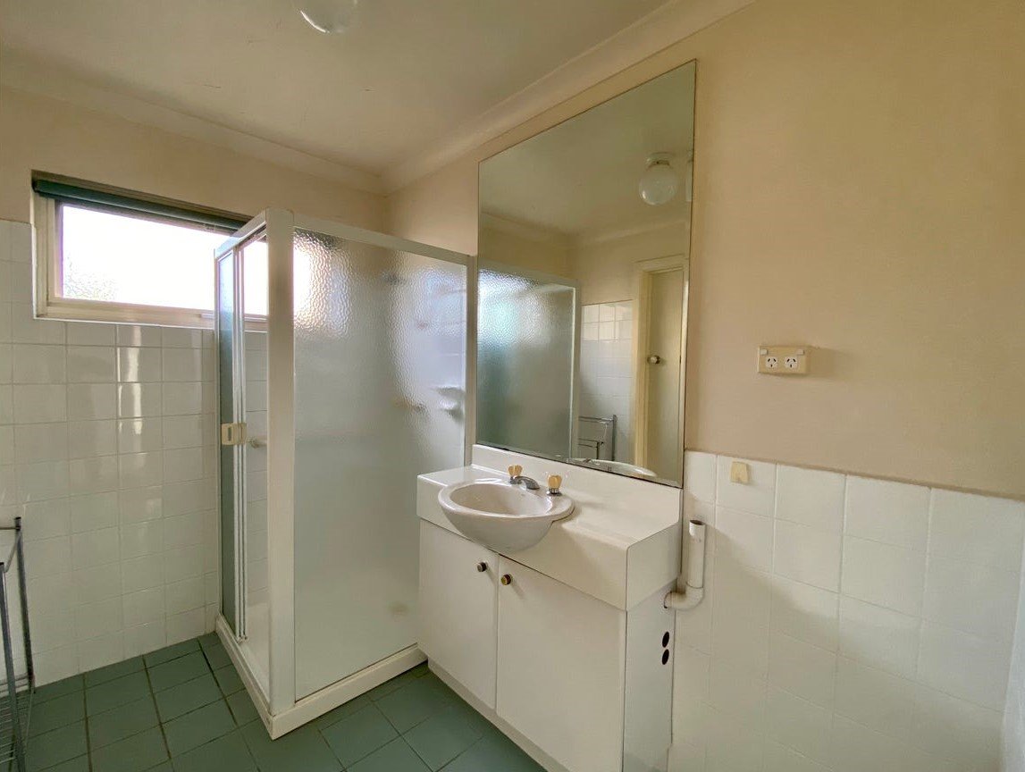 6/50 Eastern Beach Road, Geelong image 7