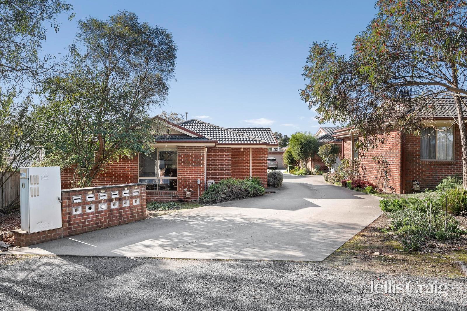 6/51 Cambridge Road, Mooroolbark image 11
