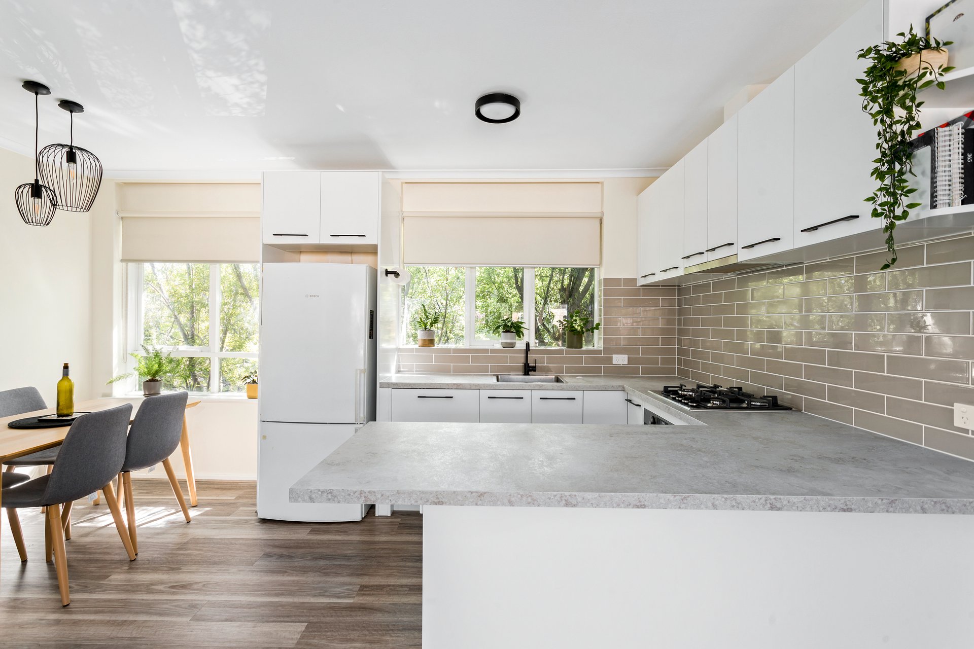 Property Gallery Thumbnail 3