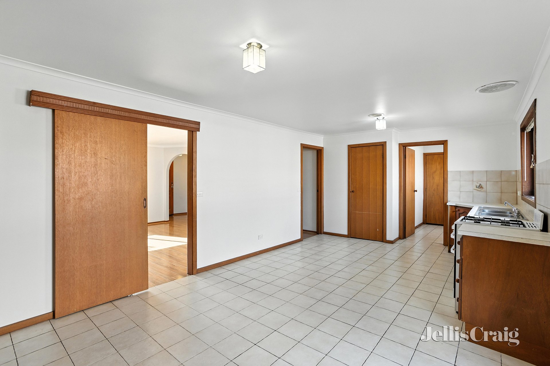 6/53-55 Blake Street, Reservoir image 5