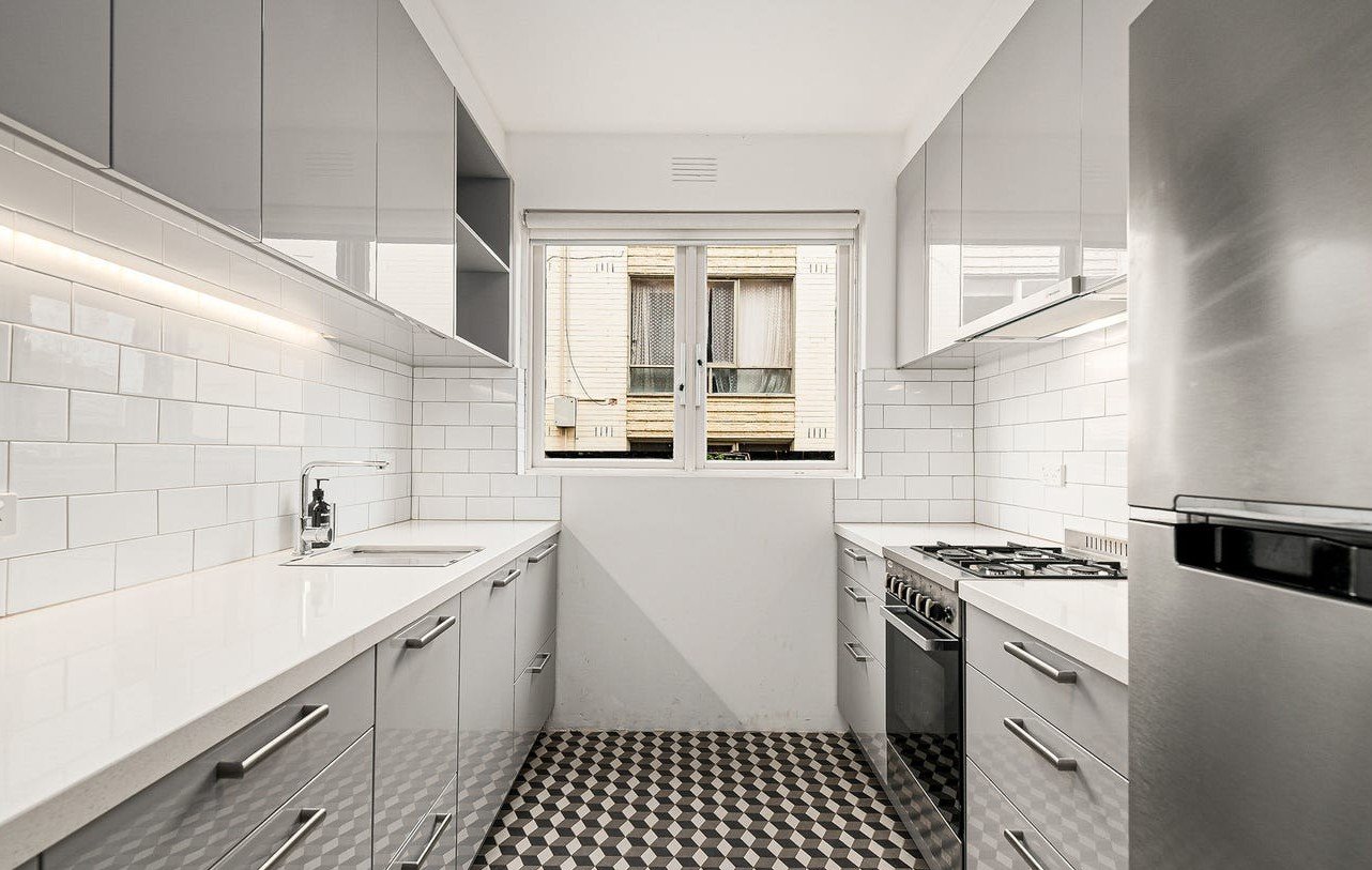 6/55 Chapel Street, St Kilda image 5