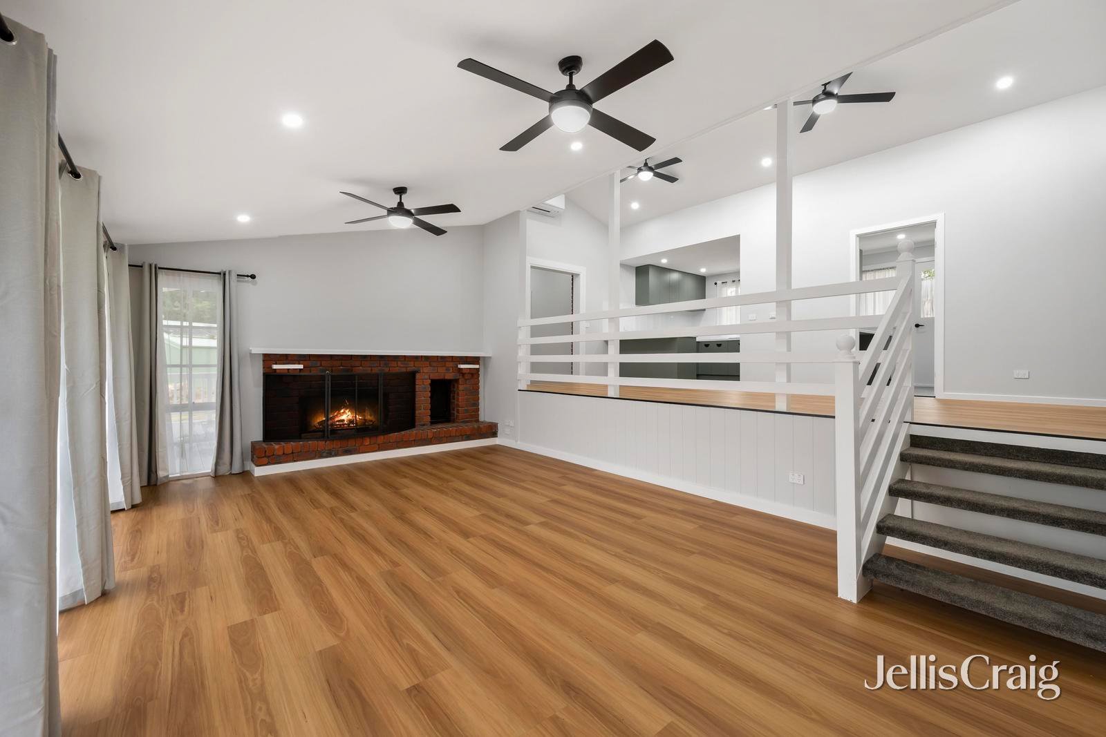 6/55 Drummond Road, Seville image 2