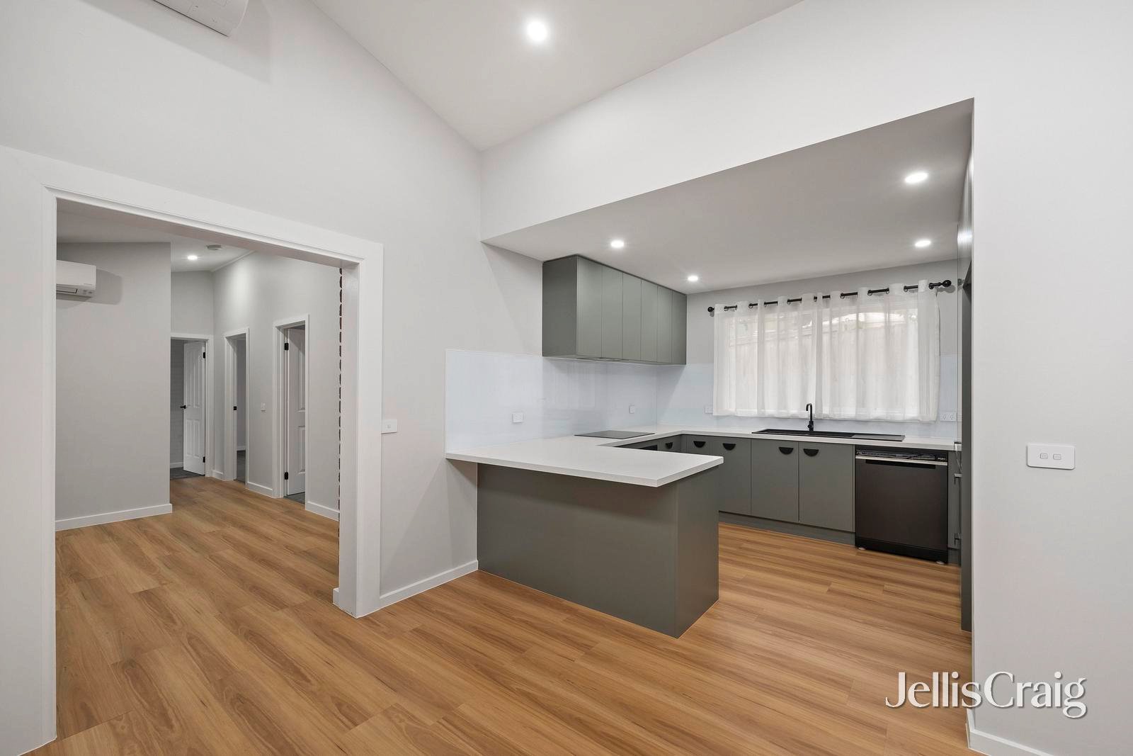 6/55 Drummond Road, Seville image 4