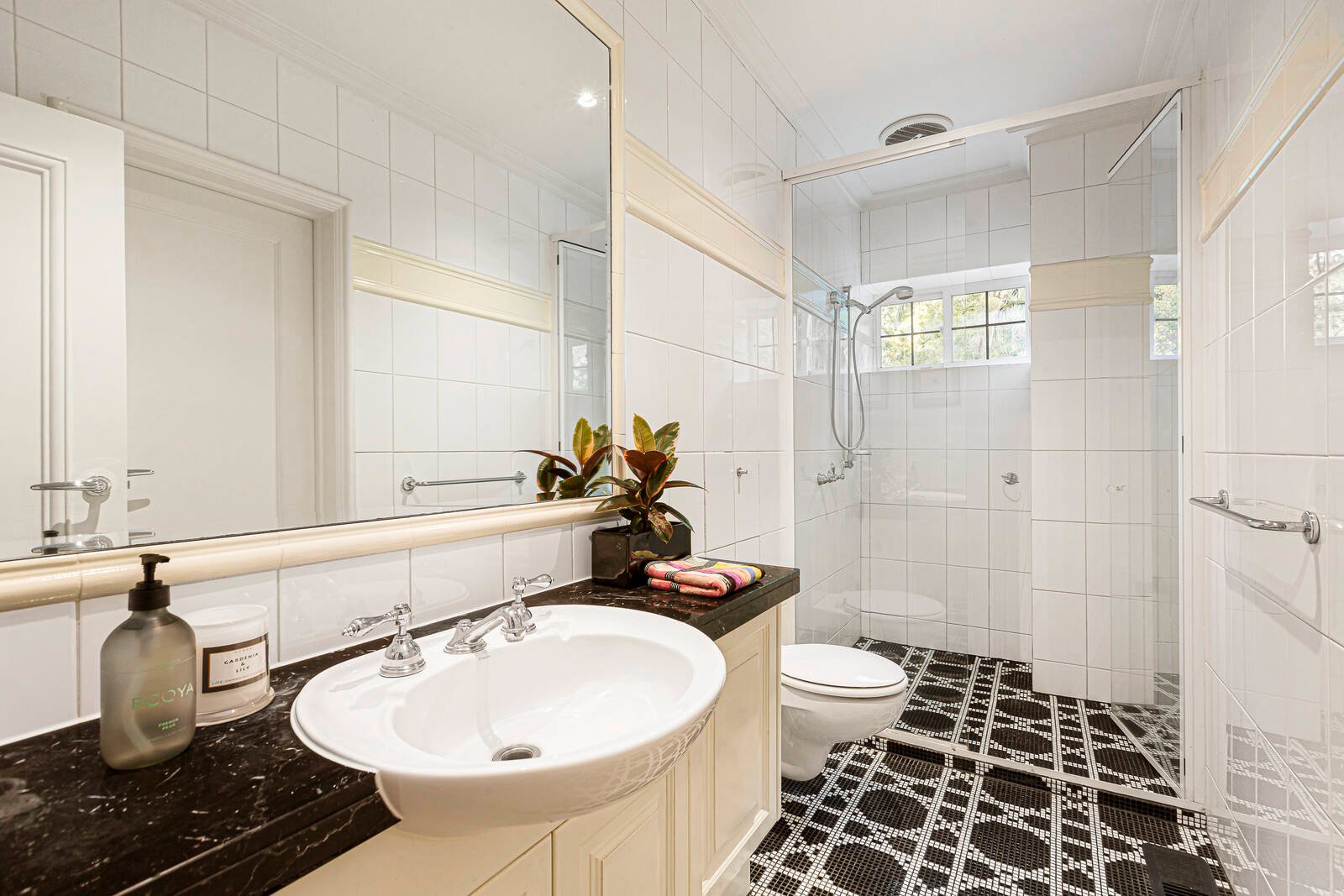 Property Gallery Thumbnail 22