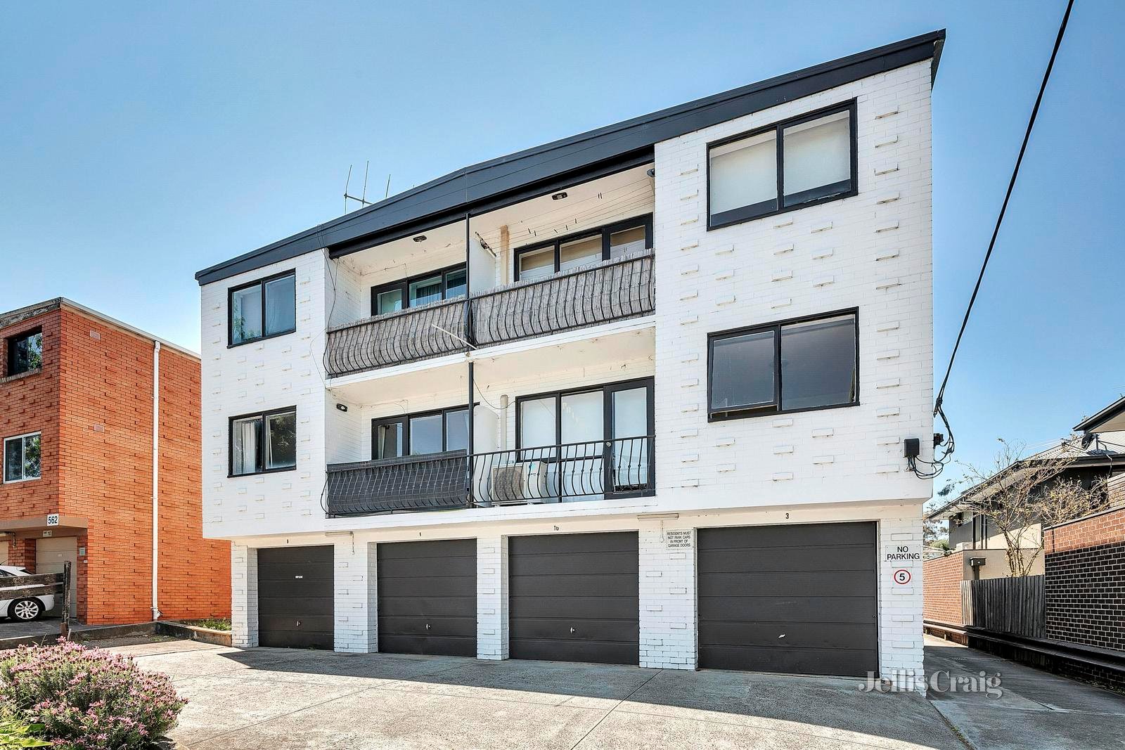 6/560 Pascoe Vale Road, Pascoe Vale image 1