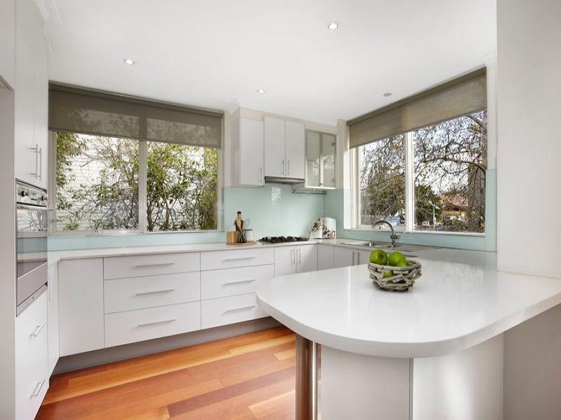 6/566 Glenferrie Road, Hawthorn image 3