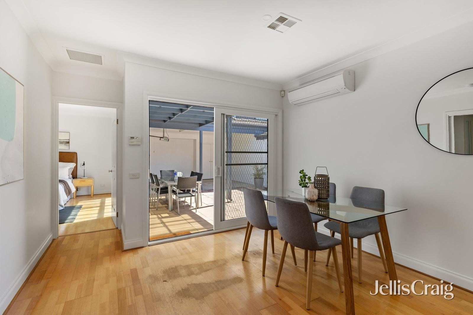 657 Burke Road, Camberwell image 5