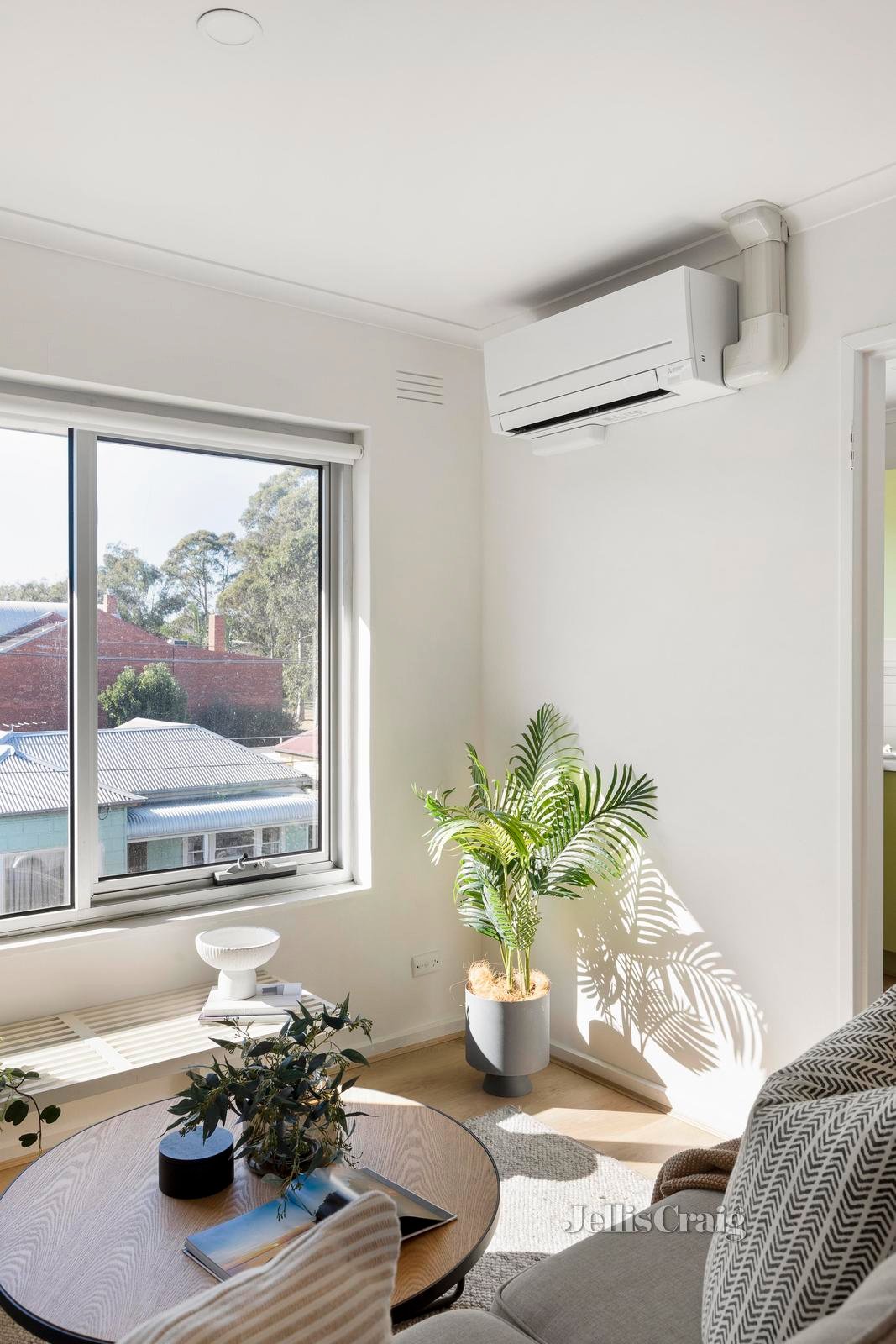 6/57 Caroline Street, Clifton Hill image 3