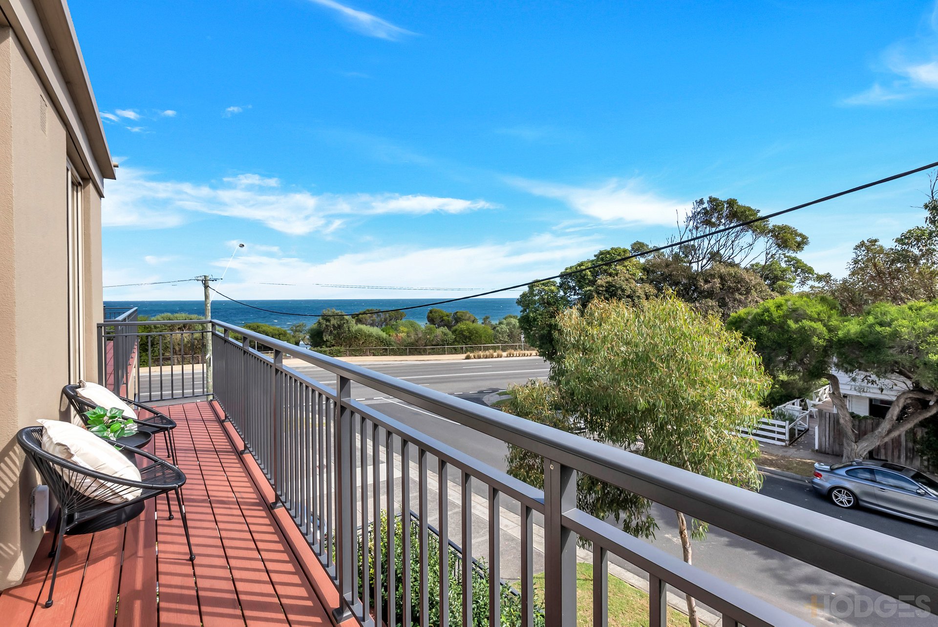 6 / 58 Beach Road Mentone