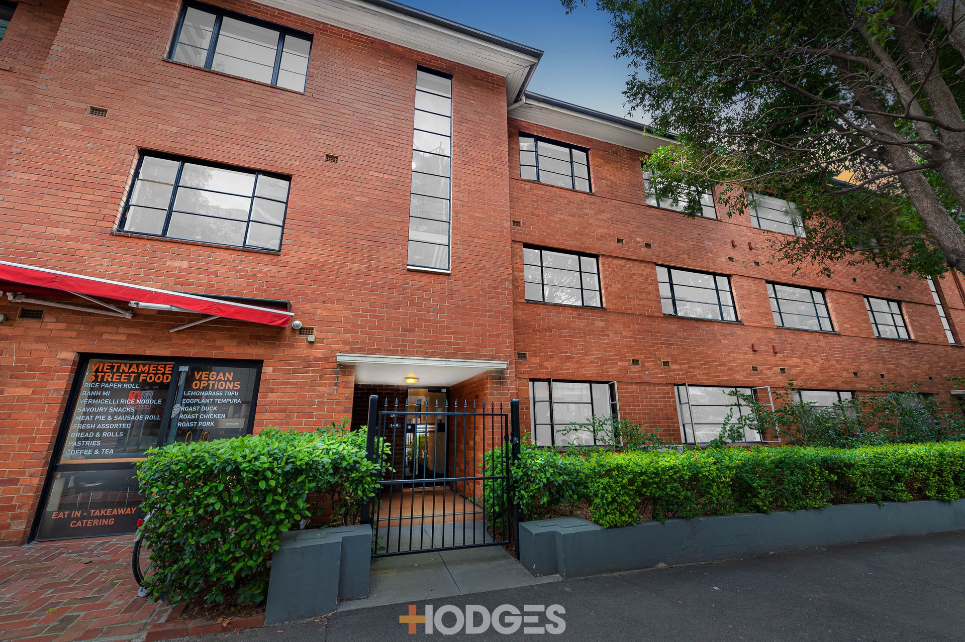 6 / 58 Queens Road  Melbourne