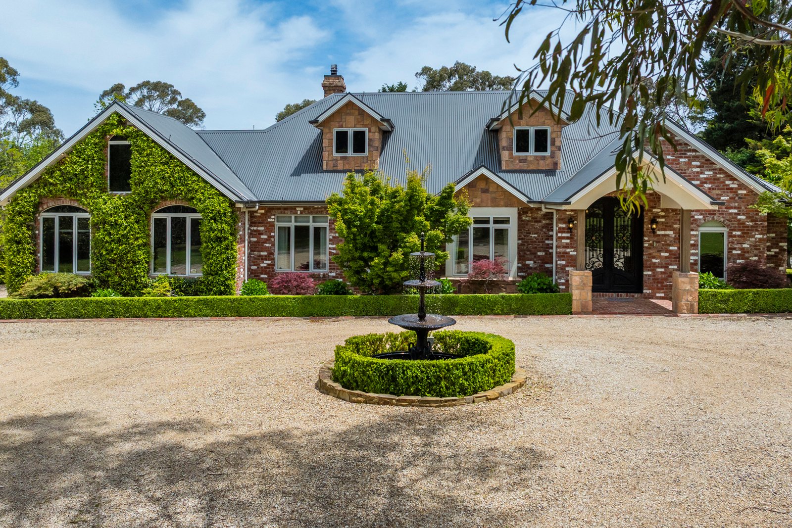 659 Mount Macedon Road