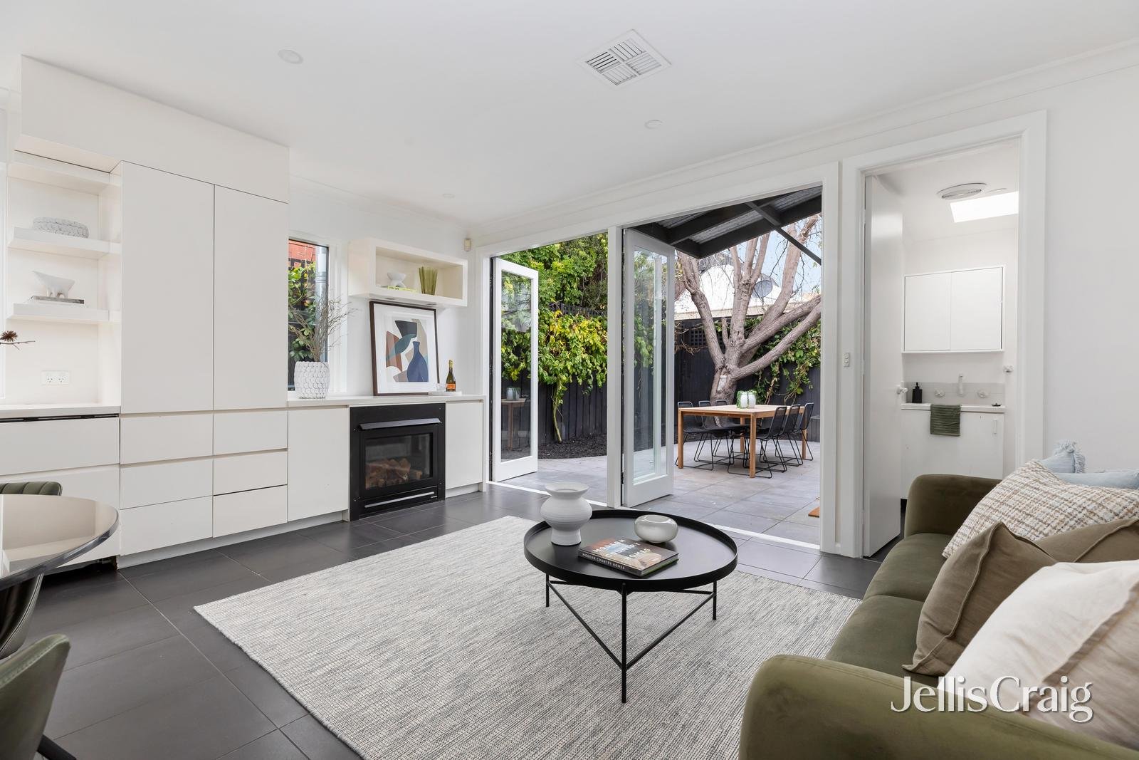 66 Andrew Street, Windsor image 2