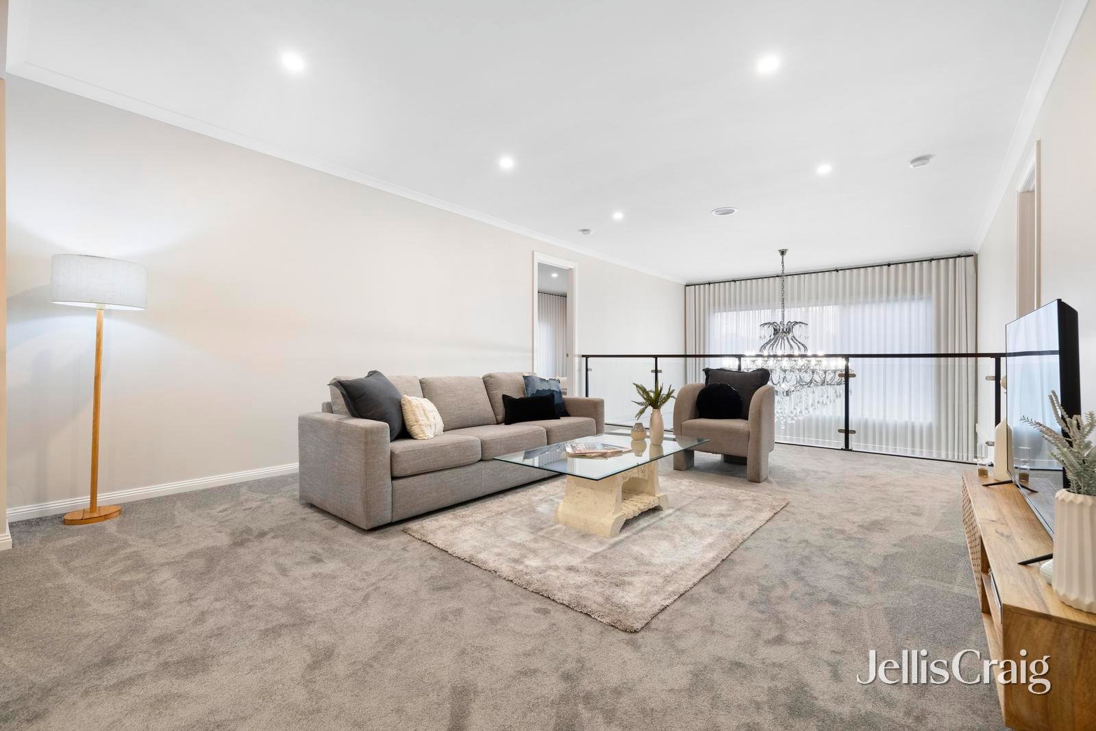 66 Benwerrin Drive, Burwood&nbsp;East image 11