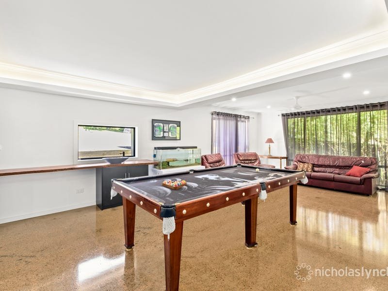 Property Gallery Thumbnail 6