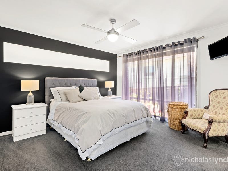 Property Gallery Thumbnail 8