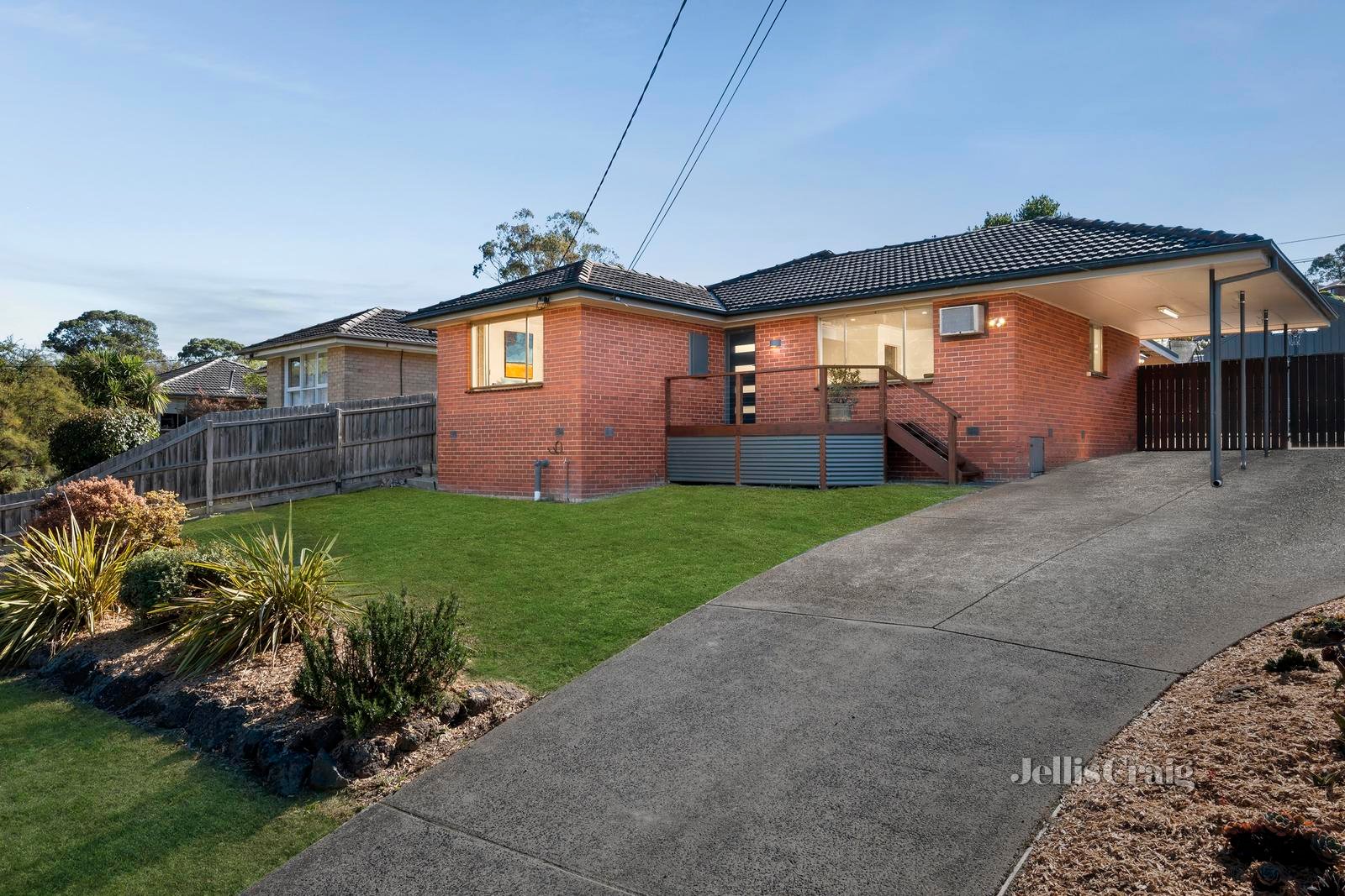 66 Croydondale Drive, Mooroolbark image 1