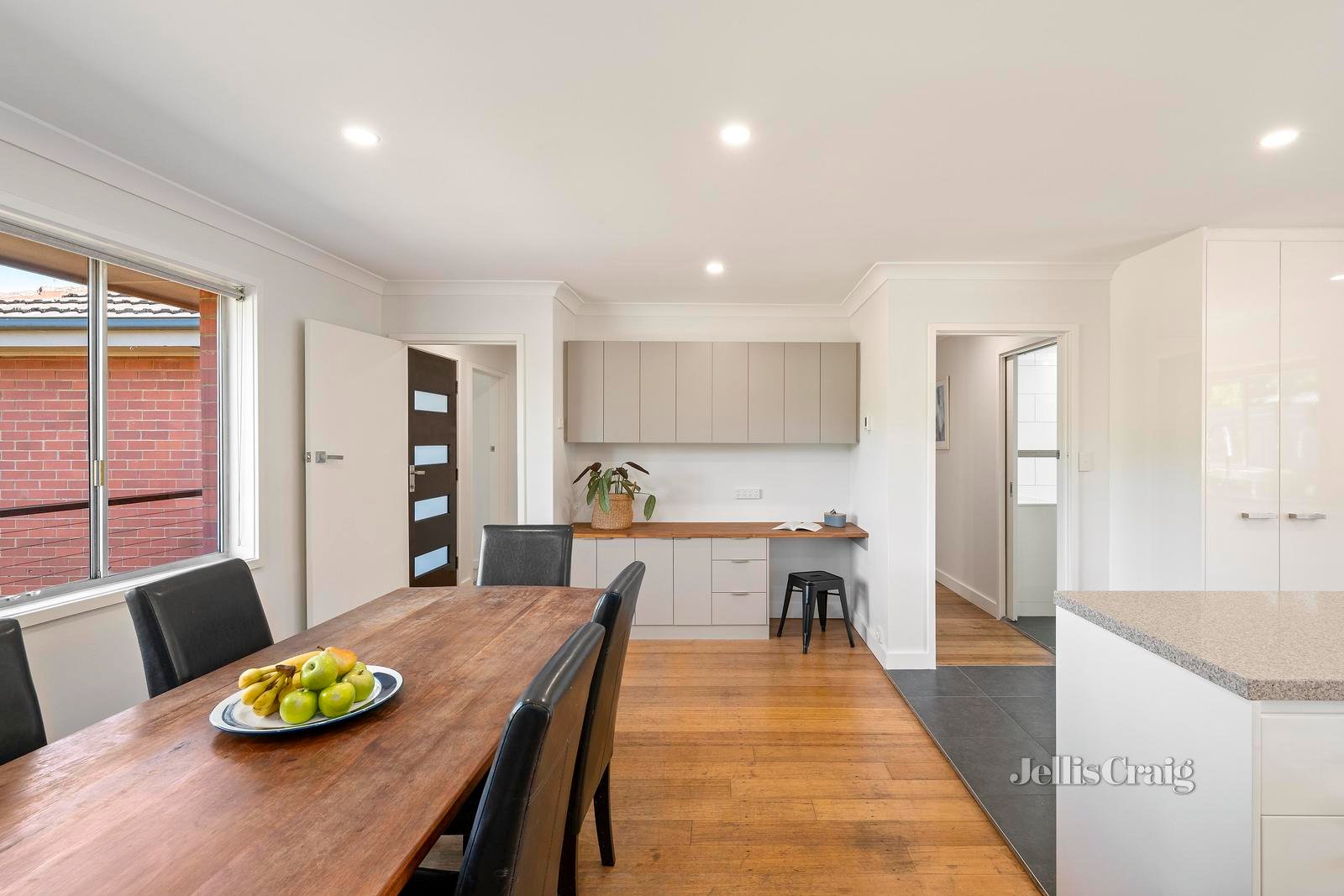 66 Croydondale Drive, Mooroolbark image 5