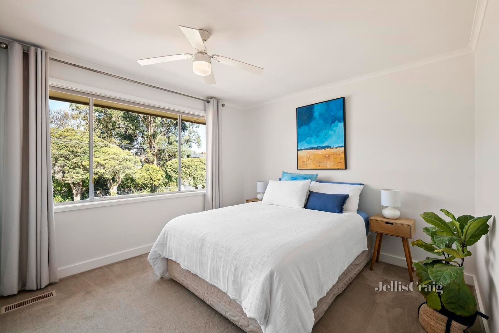 66 Croydondale Drive, Mooroolbark image 6