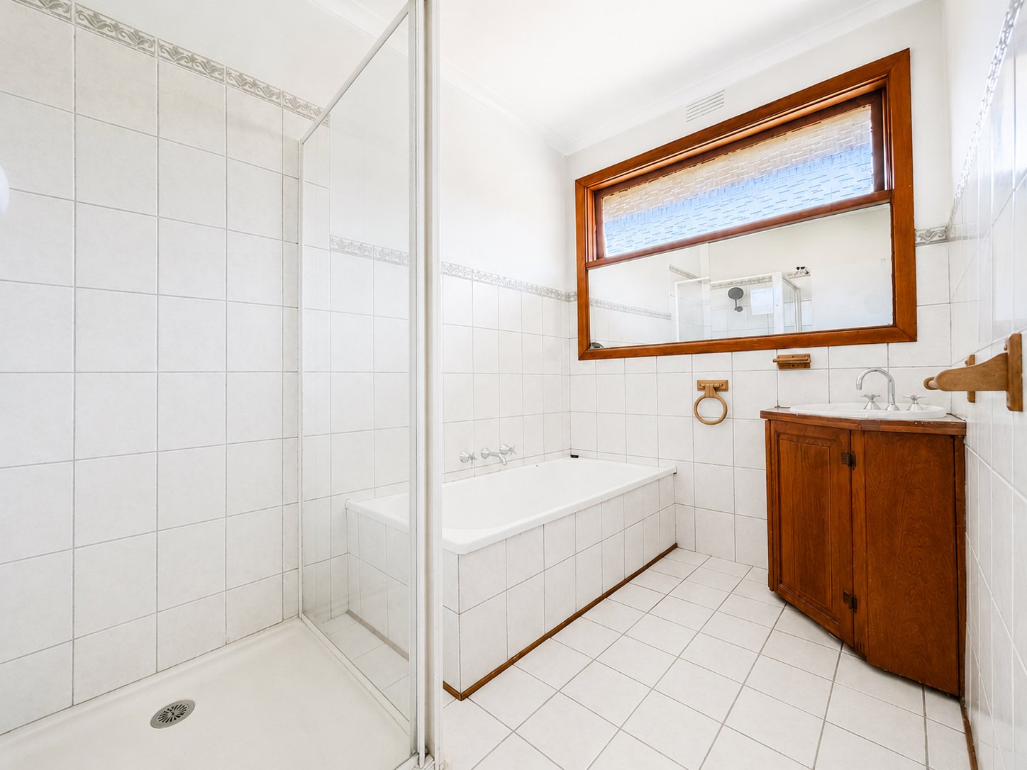 66 Fraser Street, Glen&nbsp;Waverley image 5