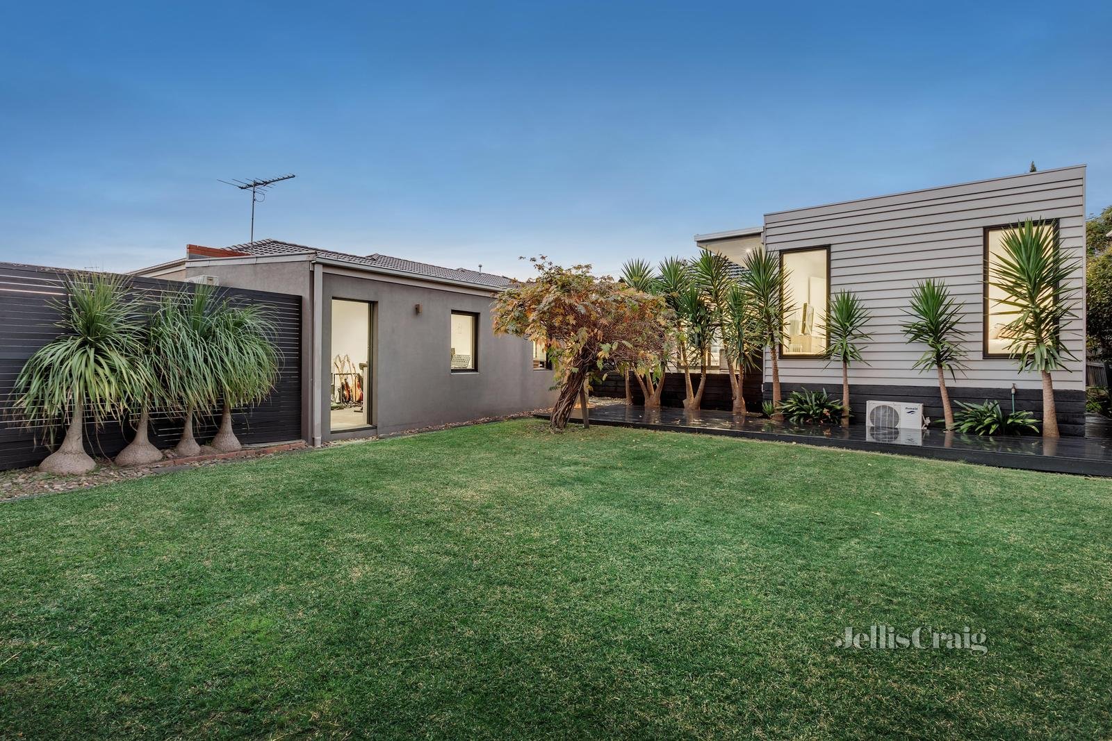 66 Fromer Street, Bentleigh image 9