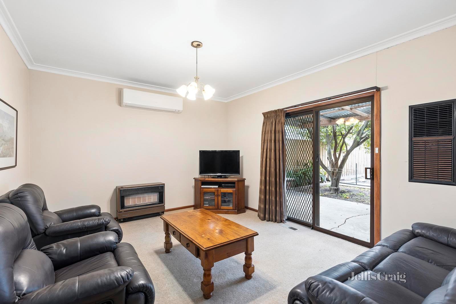 66 Gladstone Avenue, Northcote image 3