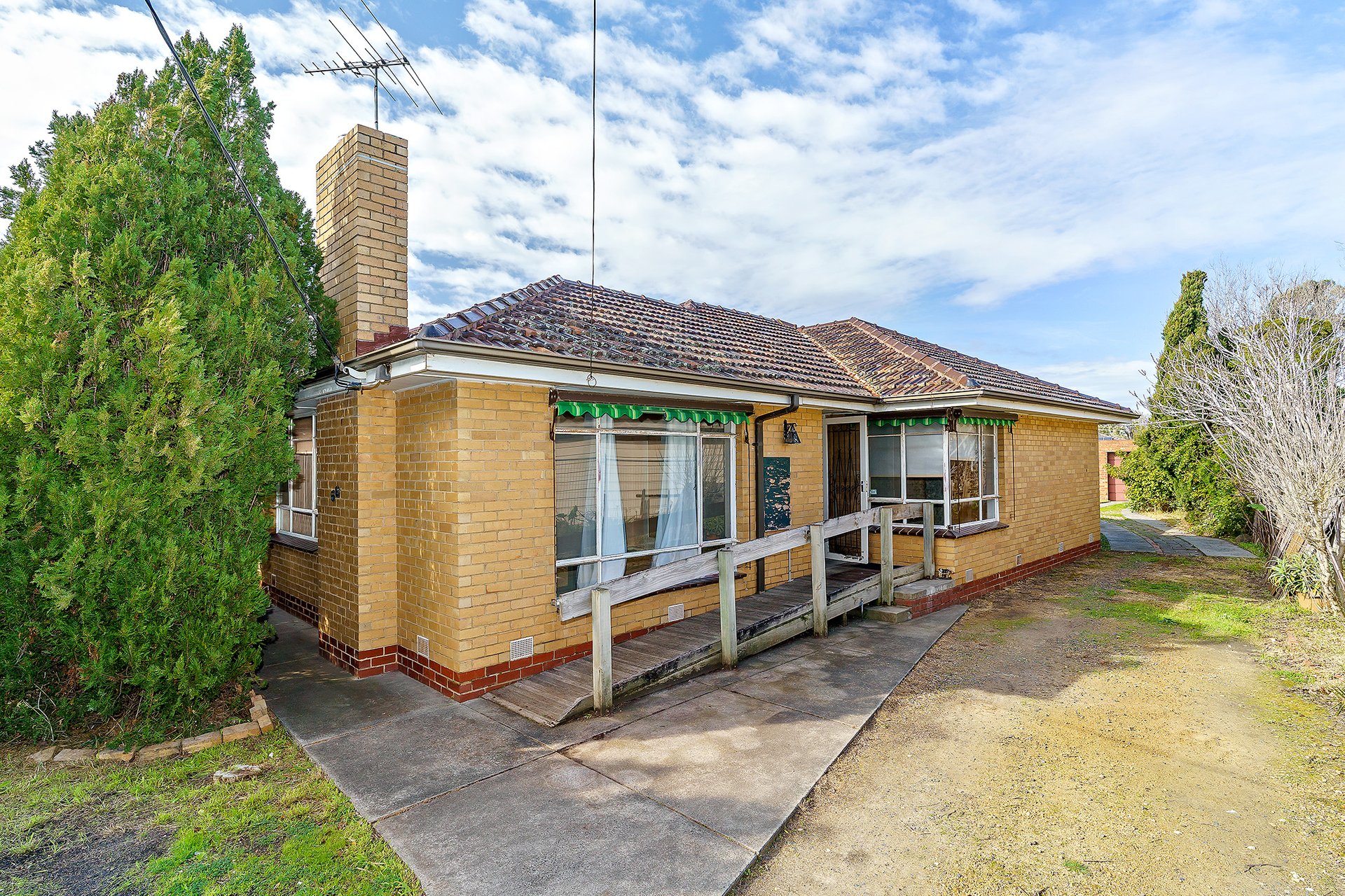 Property Gallery - Main Image