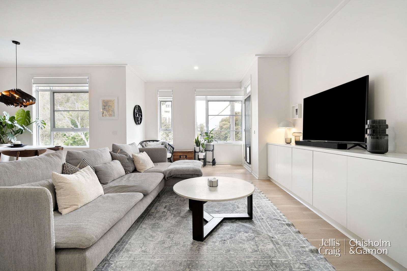 6/6 Graham Street, Port Melbourne image 10