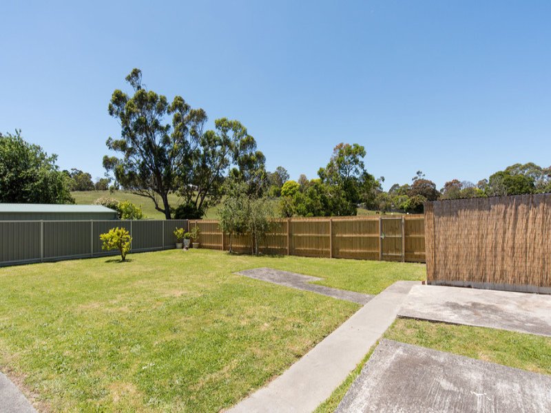 66 Hawthory Road, Kilsyth image 16