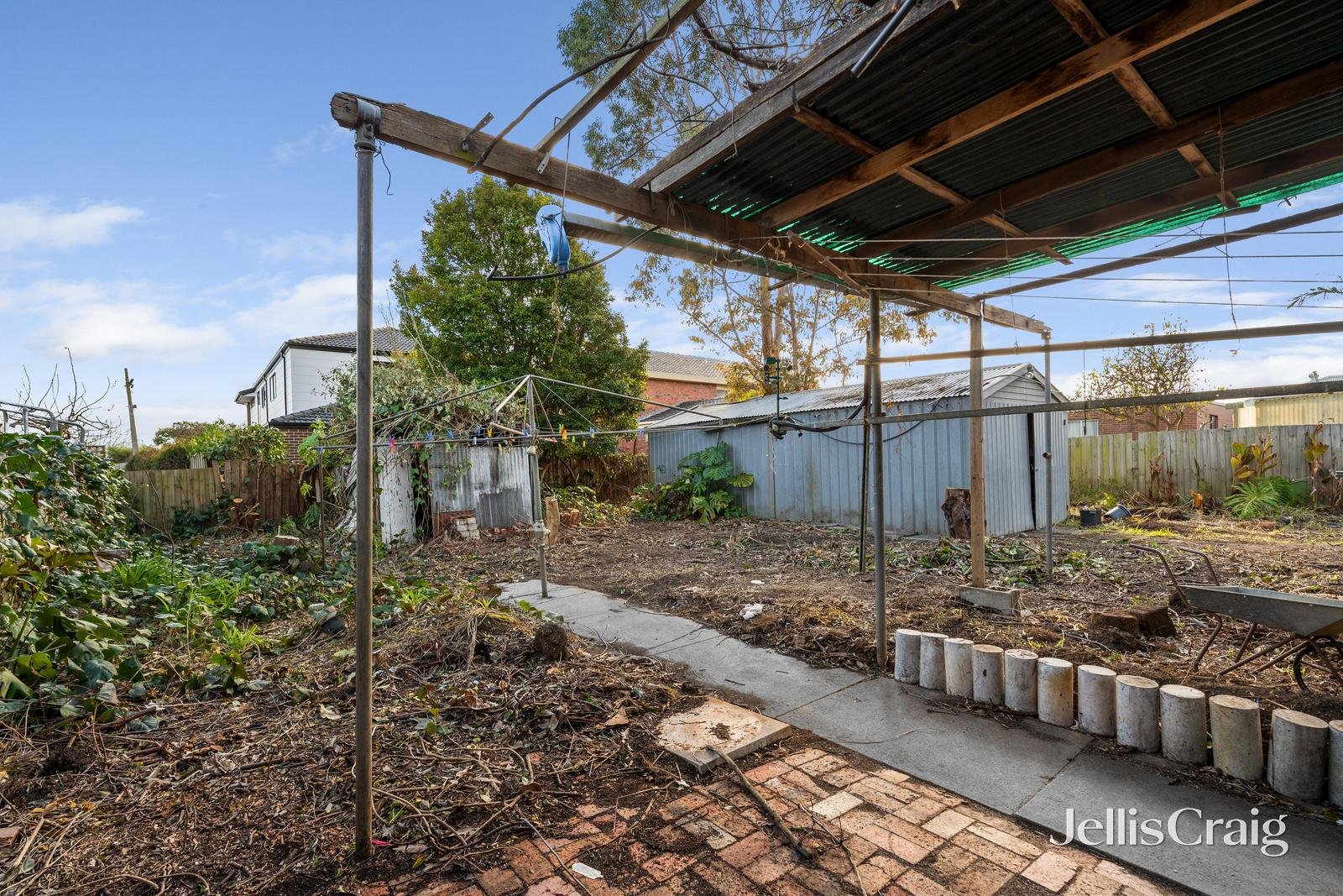 66 Holland Road, Blackburn South image 5