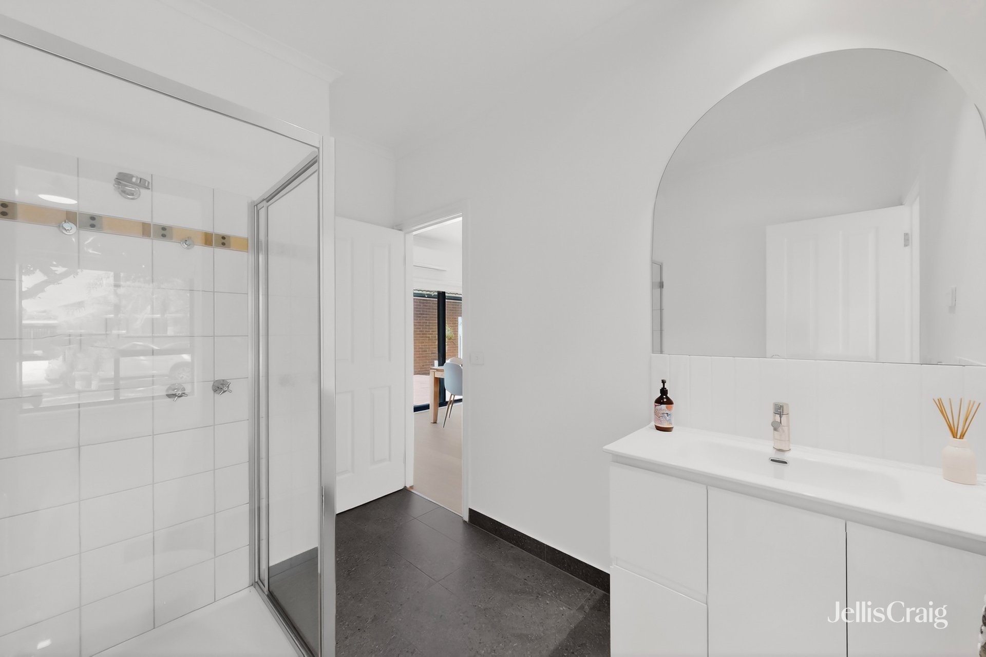 66 King Street, Airport&nbsp;West image 13