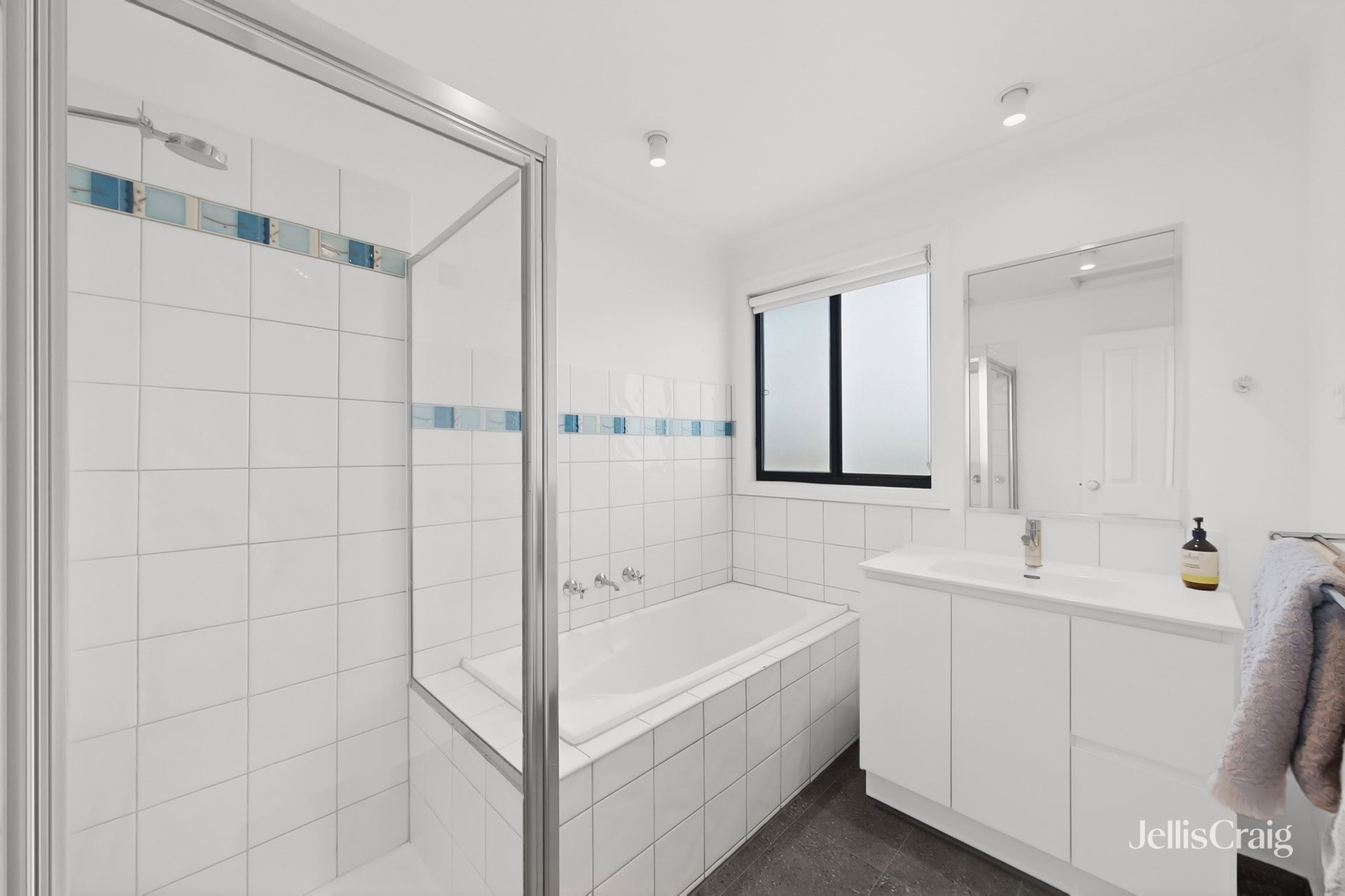 66 King Street, Airport&nbsp;West image 12