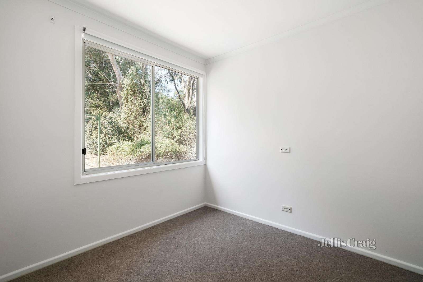 66 Park Road, Eltham image 6