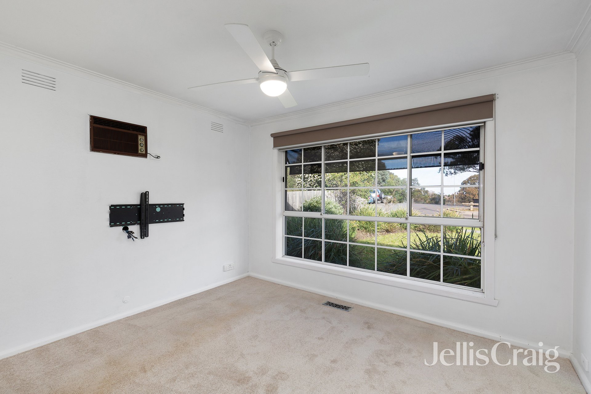 66 Plenty Lane, Greensborough image 2