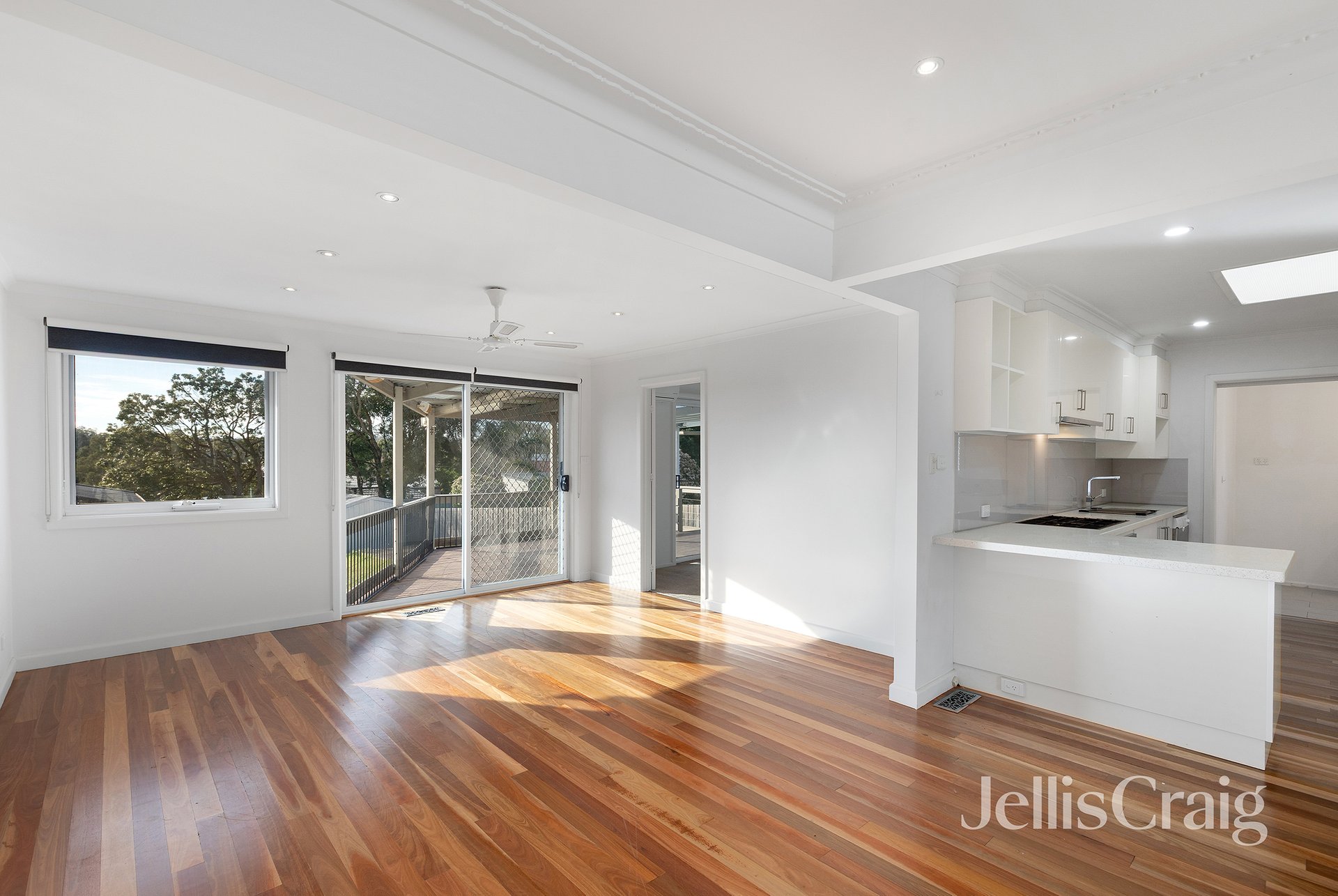 66 Plenty Lane, Greensborough image 8