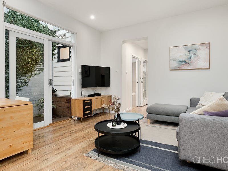 66 Richardson Street, Albert Park image 2