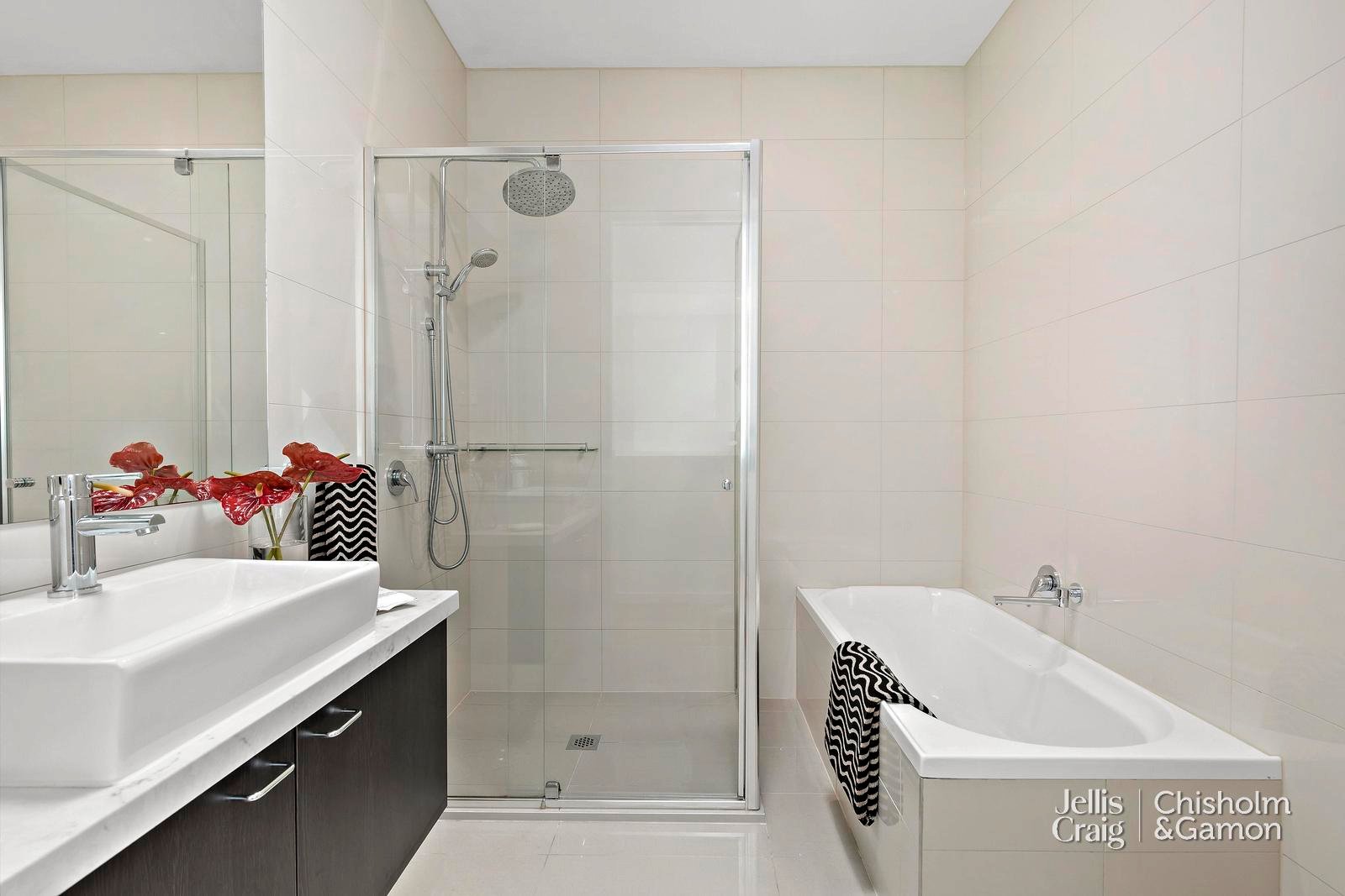 66 Ross Street, Port Melbourne image 8