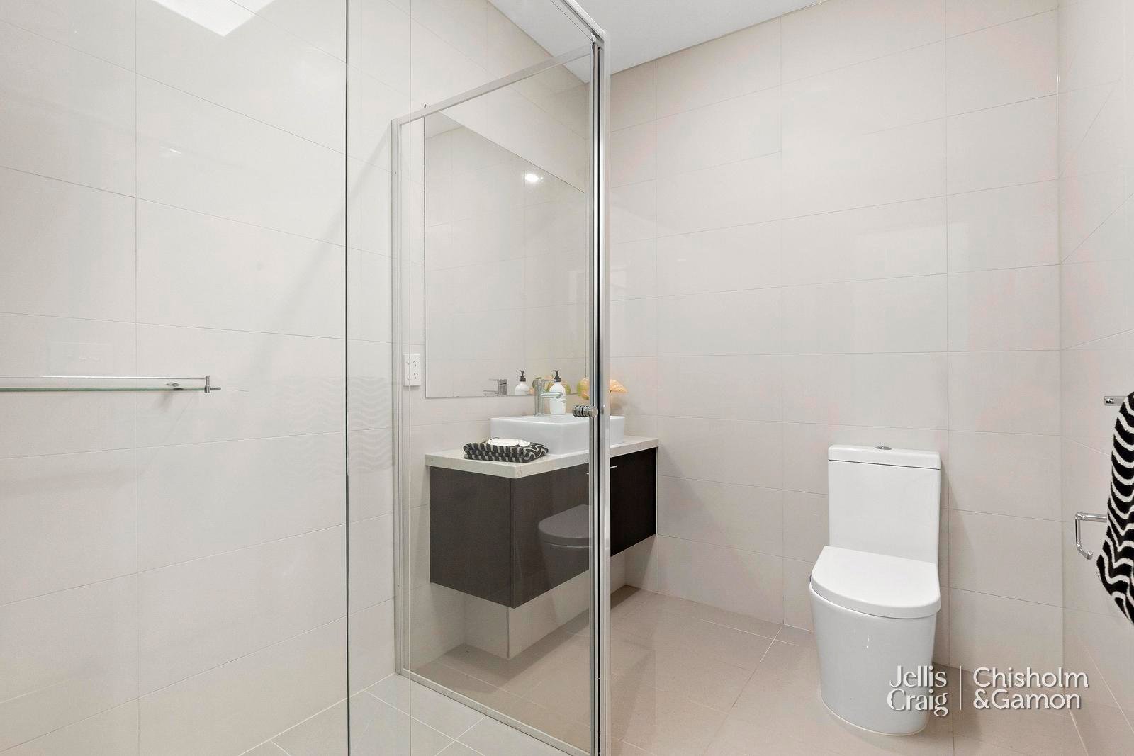 66 Ross Street, Port Melbourne image 10