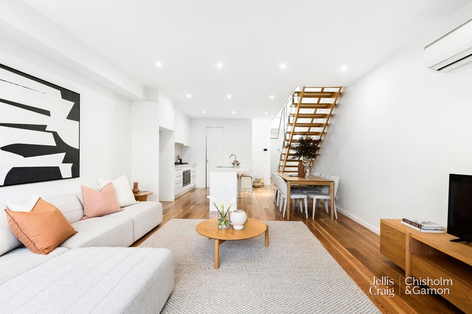 66 Ross Street, Port Melbourne image 12