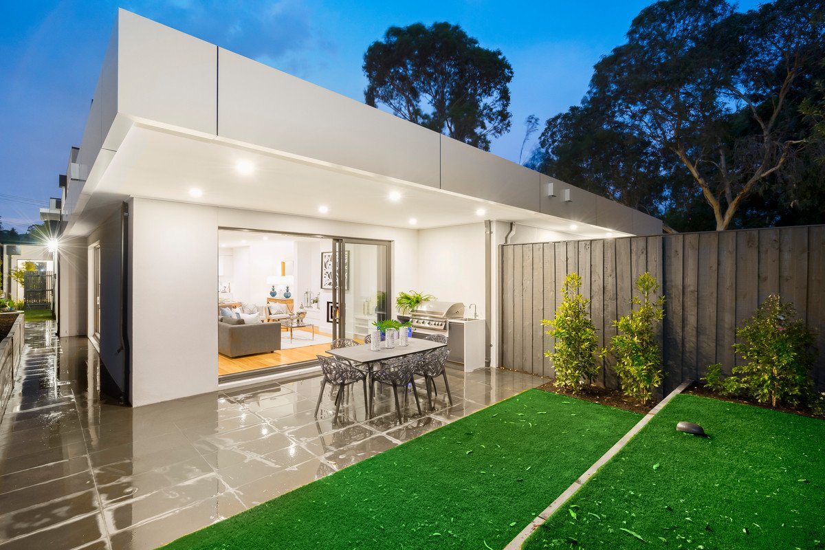 66 Rostrevor Parade, Mont Albert North image 10