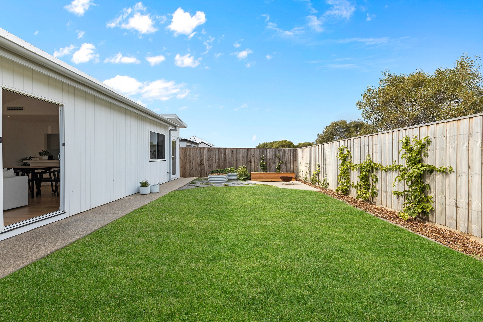 Property Gallery Thumbnail 15