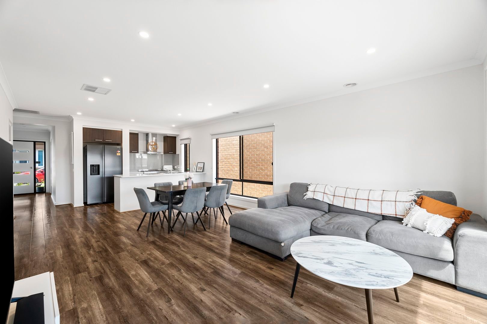 66 Stature Avenue, Clyde North image 3