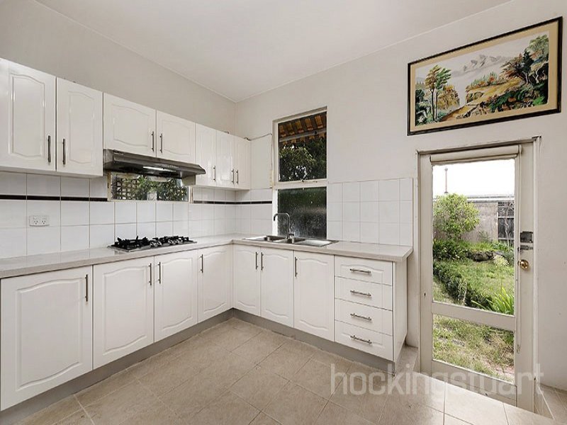 66 Stroud Street, Balwyn image 2