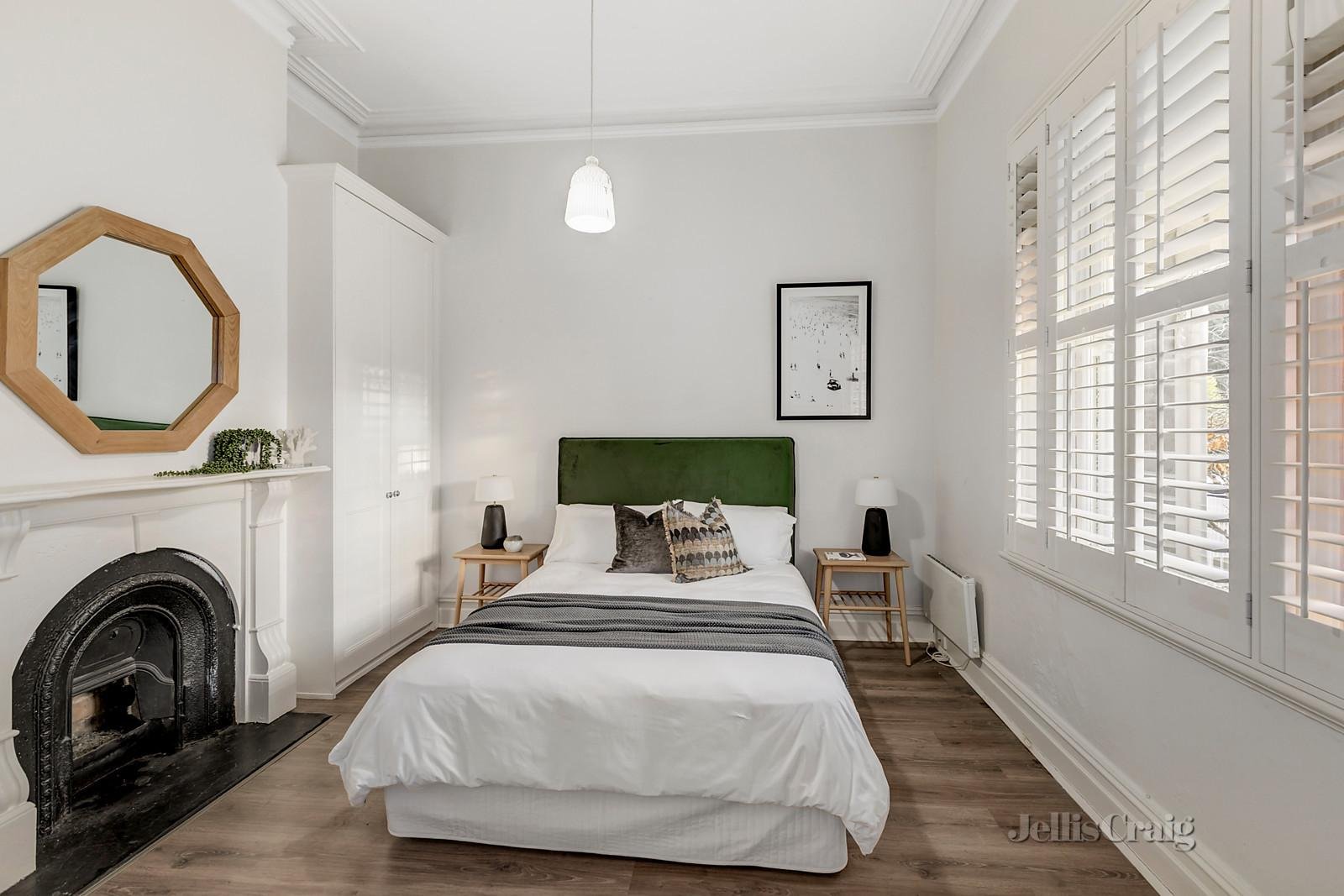 66 Surrey Road, South Yarra image 3