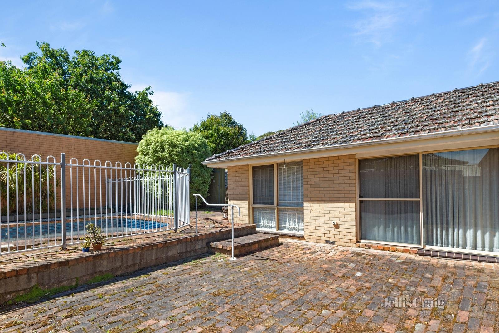 66 Wetherby Road, Doncaster image 5
